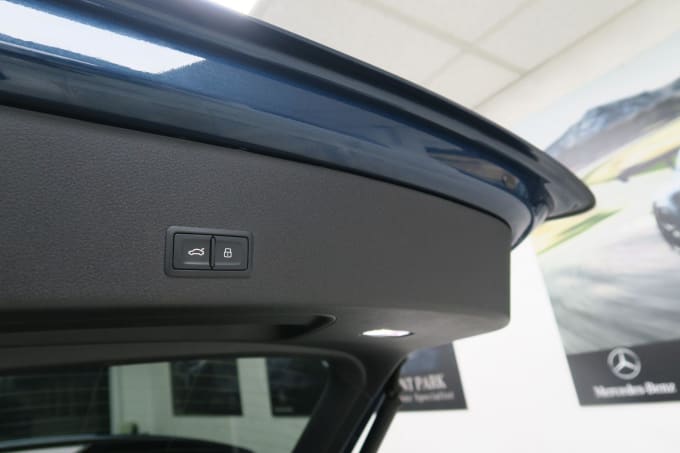 2025 Audi E-tron