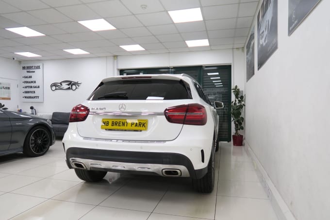 2025 Mercedes-benz Gla