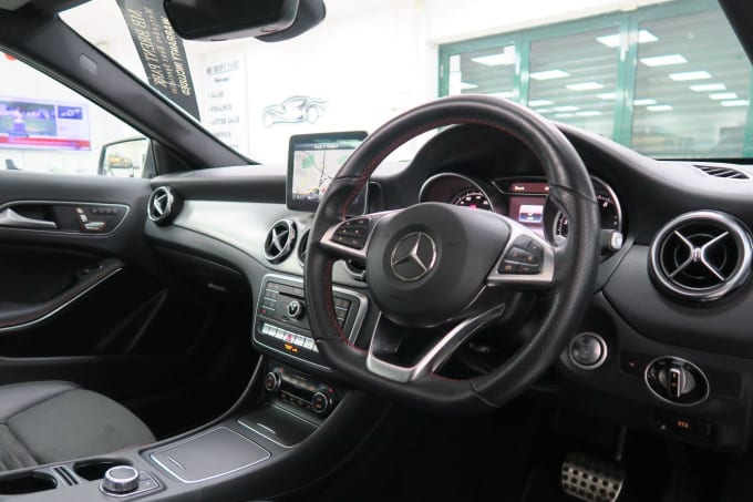 2025 Mercedes-benz Gla