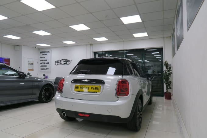 2025 Mini Hatch