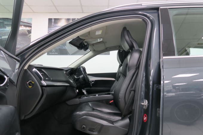 2025 Volvo Xc90