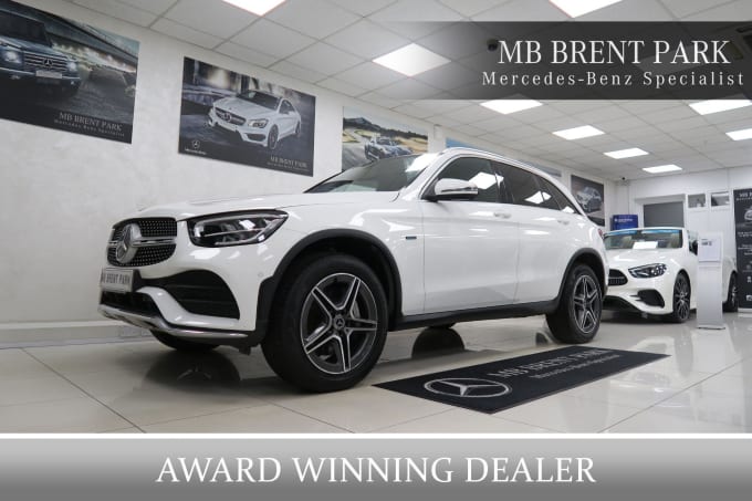 2025 Mercedes-benz Glc