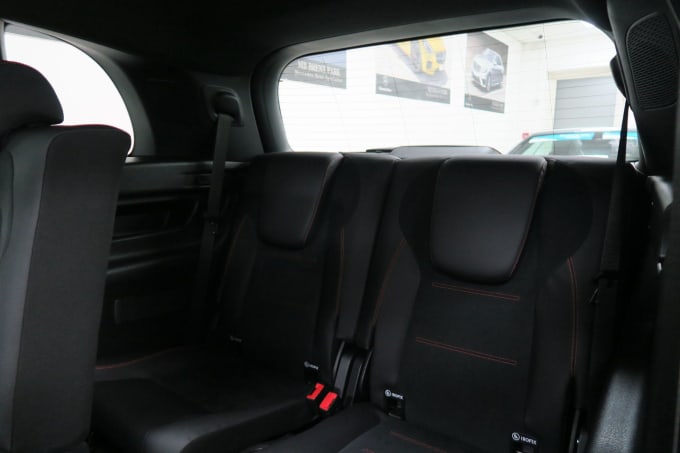 2025 Mercedes-benz Glb
