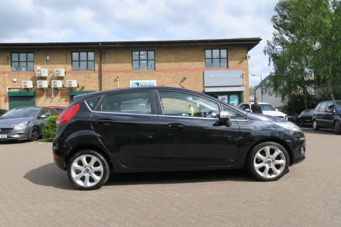 2025 Ford Fiesta