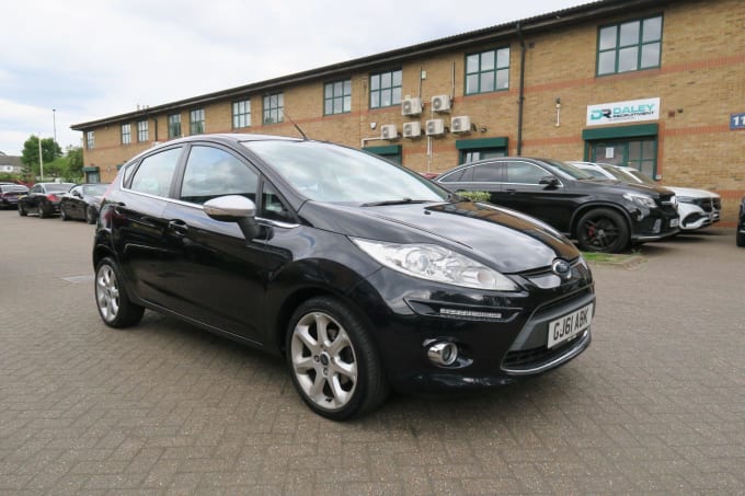 2025 Ford Fiesta