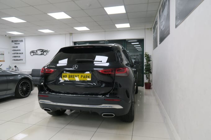 2025 Mercedes-benz Gla
