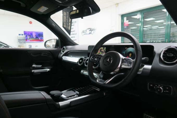 2025 Mercedes-benz Glb