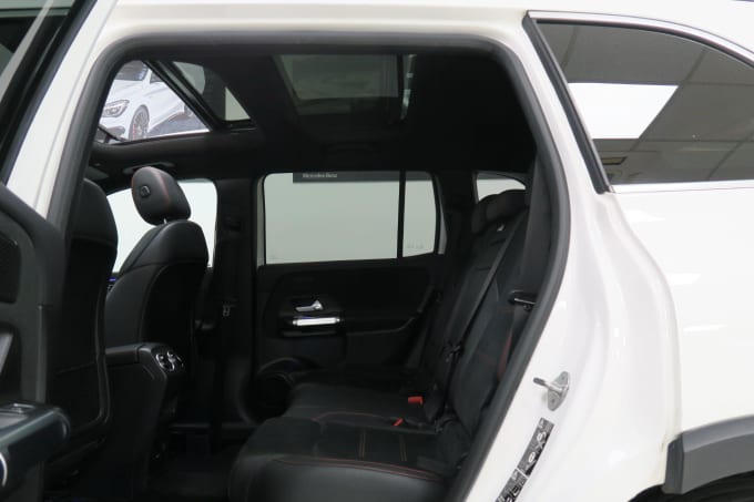 2025 Mercedes-benz Glb
