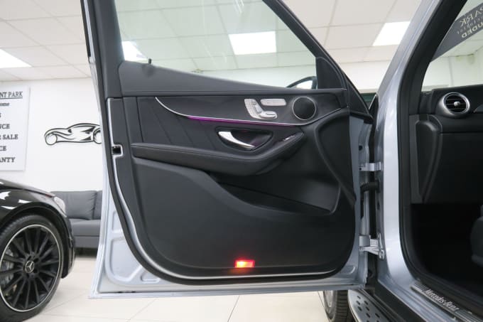 2025 Mercedes-benz Glc