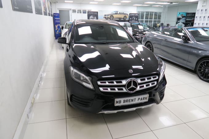 2025 Mercedes-benz Gla