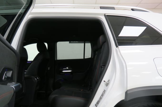 2025 Mercedes-benz Glb