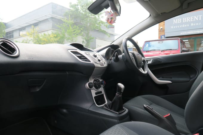 2025 Ford Fiesta