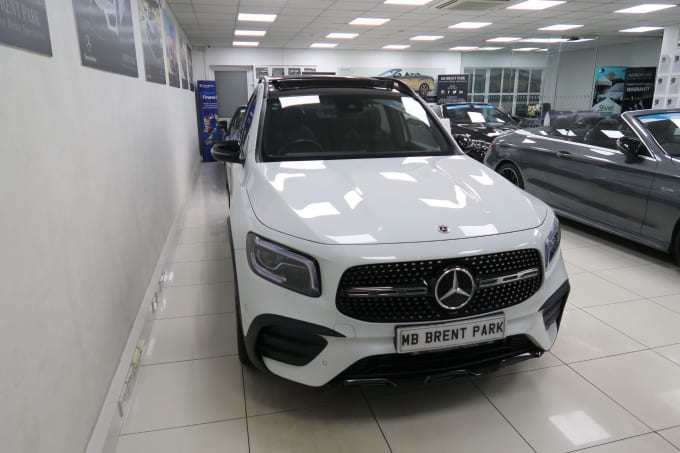 2025 Mercedes-benz Glb
