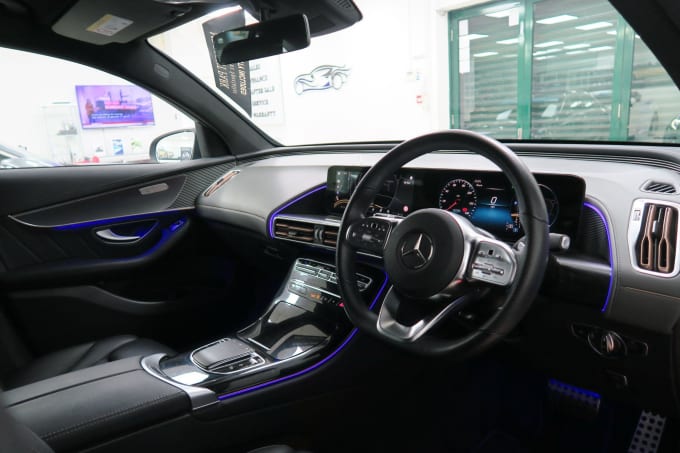 2025 Mercedes-benz Eqc