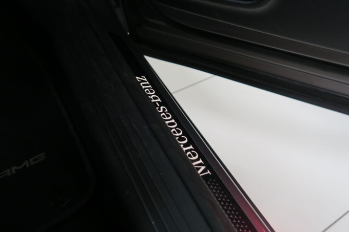 2025 Mercedes-benz Glb
