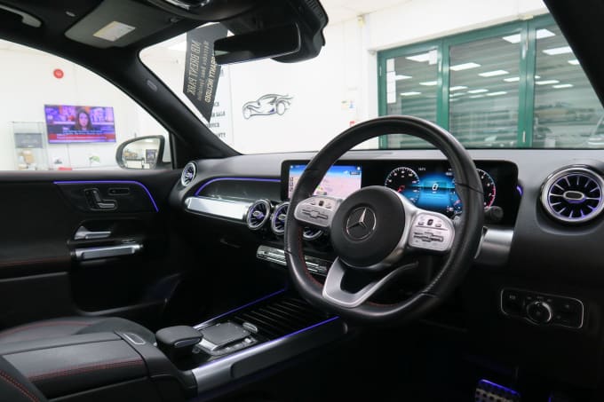 2025 Mercedes-benz Glb