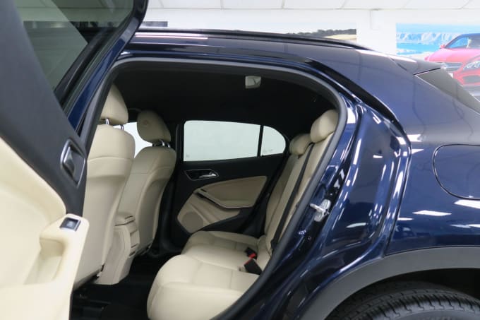 2025 Mercedes-benz Gla