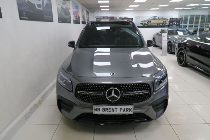 2025 Mercedes-benz Glb