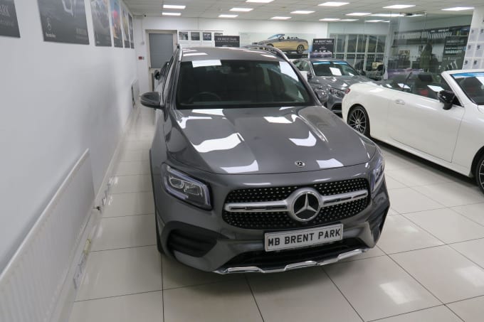 2025 Mercedes-benz Glb