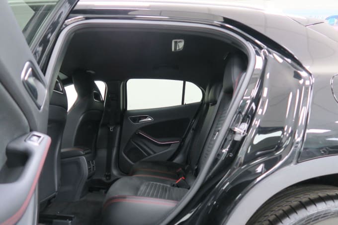 2025 Mercedes-benz Gla