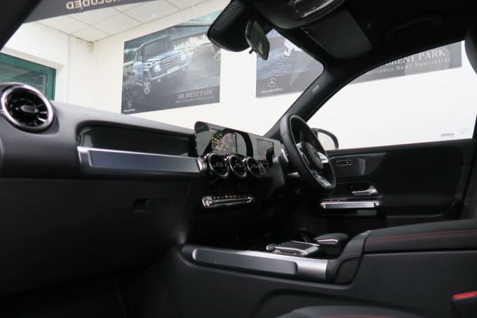 2025 Mercedes-benz Glb