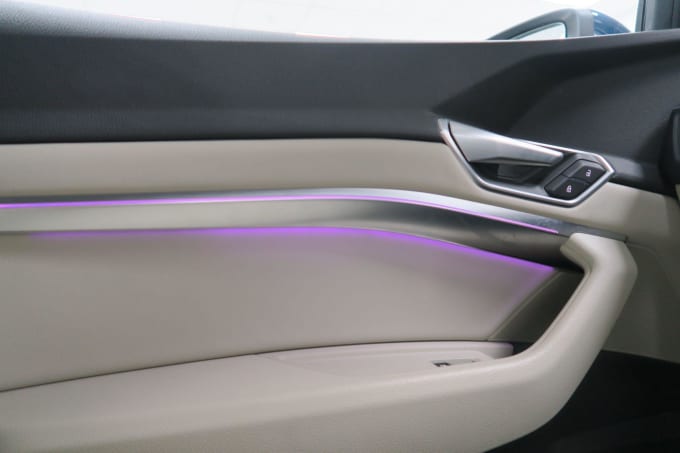 2025 Audi E-tron