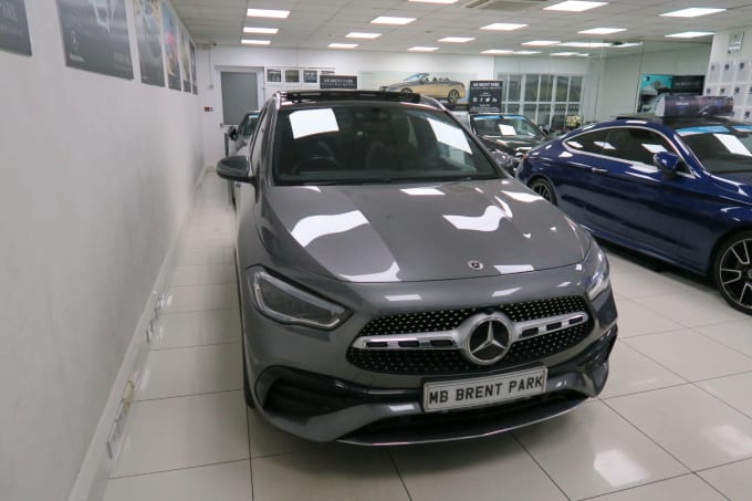 2025 Mercedes-benz Gla
