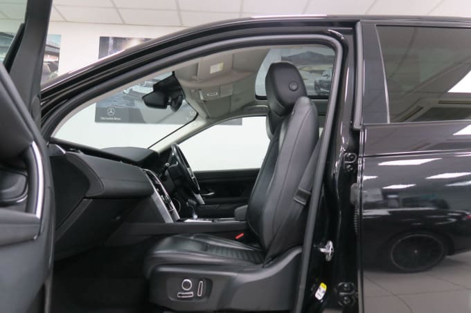 2025 Land Rover Discovery Sport
