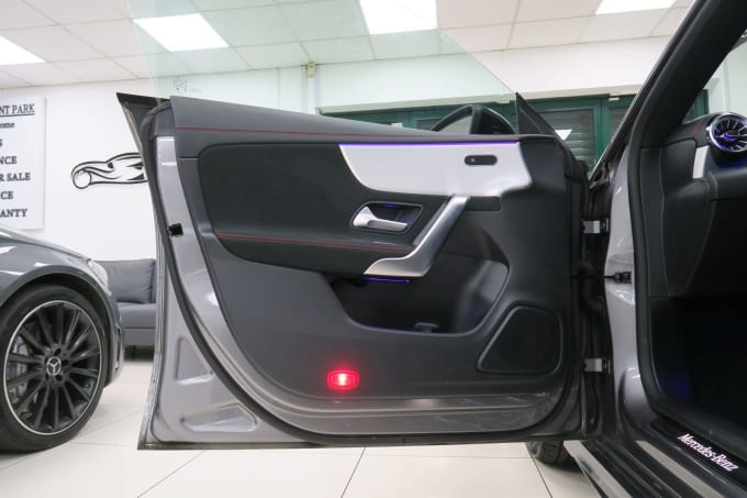 2025 Mercedes-benz Cla