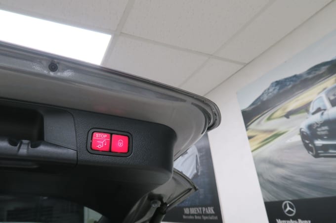 2025 Mercedes-benz Glb