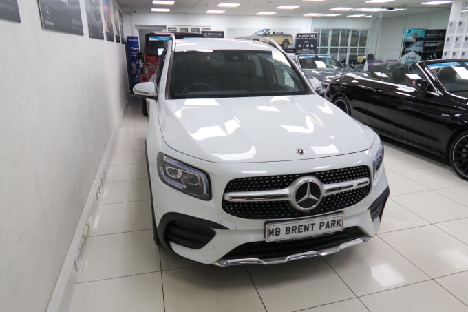 2025 Mercedes-benz Glb