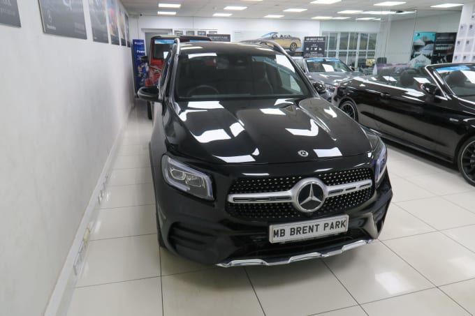 2025 Mercedes-benz Glb
