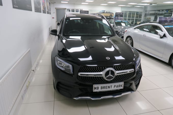 2025 Mercedes-benz Glb