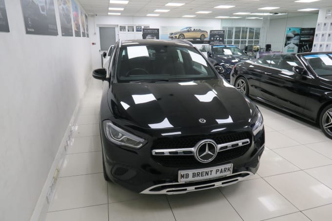 2025 Mercedes-benz Gla