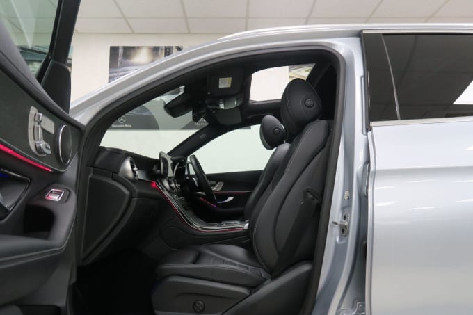2025 Mercedes-benz Glc