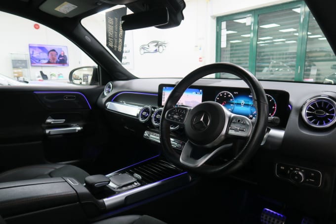 2025 Mercedes-benz Glb
