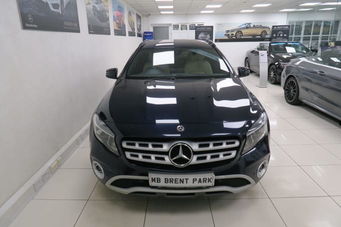 2025 Mercedes-benz Gla