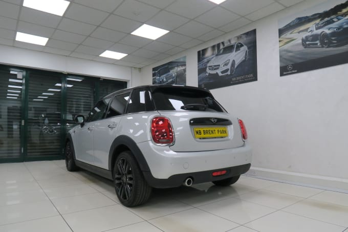 2025 Mini Hatch