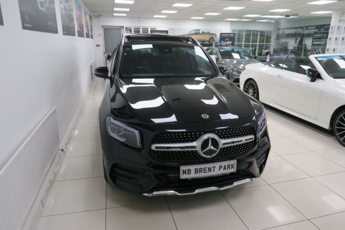 2025 Mercedes-benz Glb