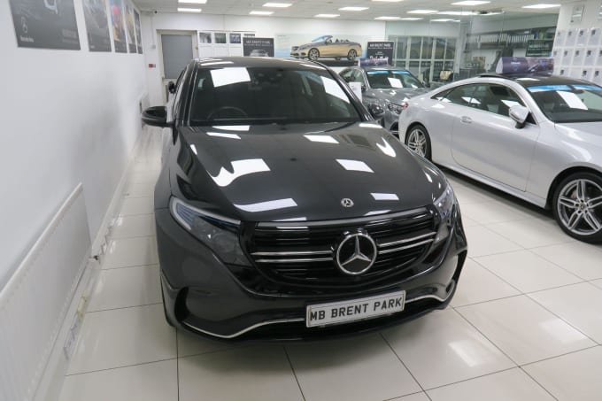 2025 Mercedes-benz Eqc