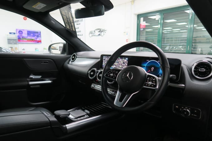 2025 Mercedes-benz Gla