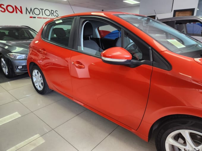 2025 Peugeot 208