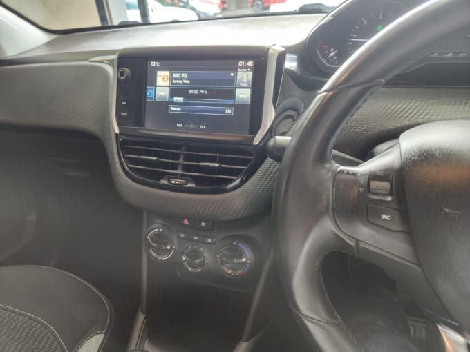 2025 Peugeot 208