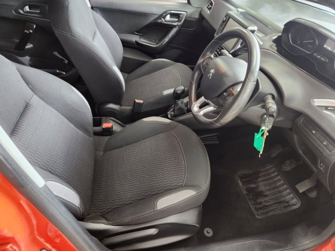 2025 Peugeot 208
