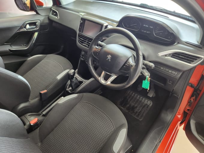2025 Peugeot 208