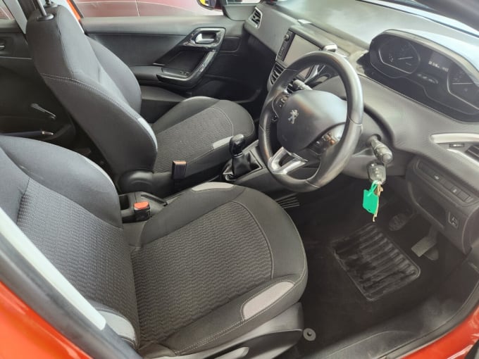 2025 Peugeot 208