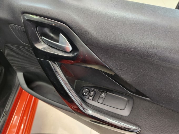 2025 Peugeot 208