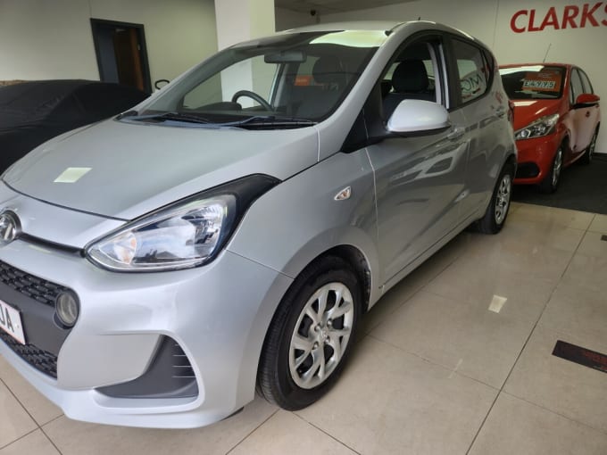 2025 Hyundai I10