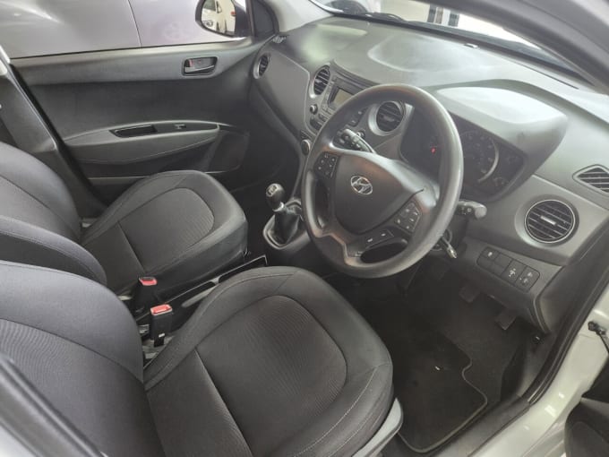 2025 Hyundai I10