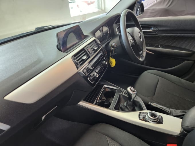 2025 BMW 1 Series